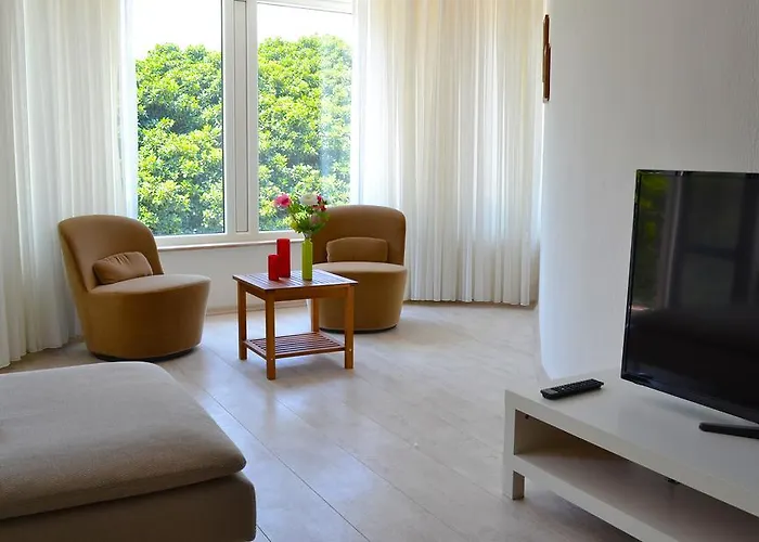 Sybelle Suites By Safiya